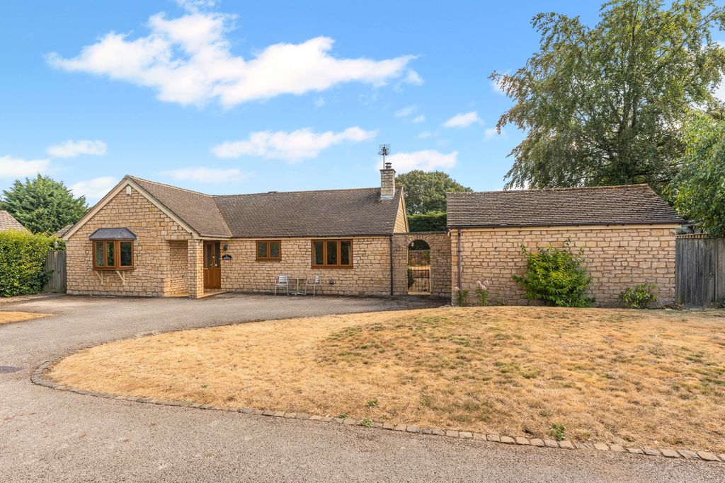 Horn Hill Road Adderbury